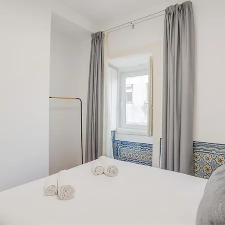 شقة Hip & Renovated T.m. Flat In Bairro Alto Lisboa